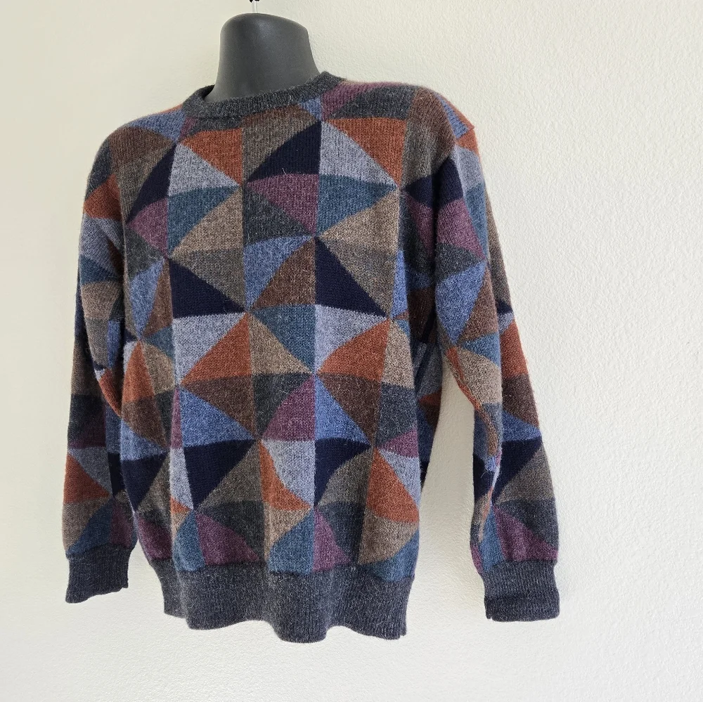Paul Stuart soft patterned